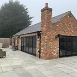 Luxury At Foot Of Yorkshire Wolds * York