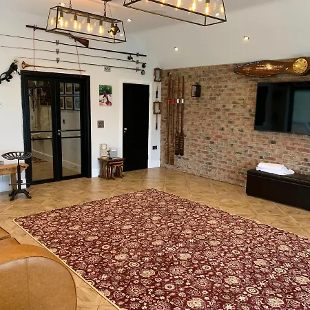 Luxury At Foot Of Yorkshire Wolds