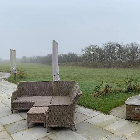 Luxury At Foot Of Yorkshire Wolds